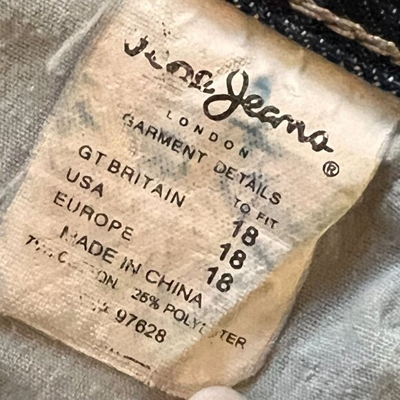 Pepe Jeans Denim Shorts AA Size 18 Youth Distressed 5 Pockets medium wash - Picture 8 of 12